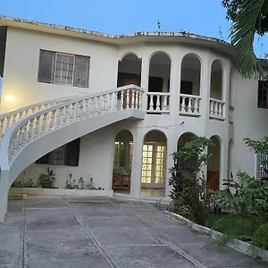 https://ocean-wave-negril.hotelsnegriljamaica.com