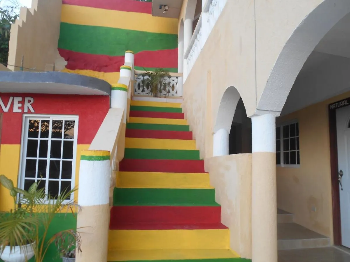 Solet'S Paradise Negril Guest house